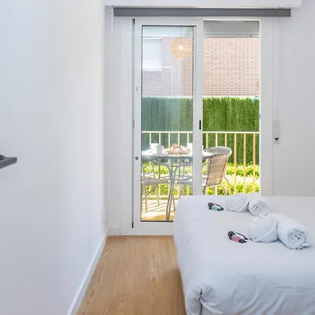 Familiar Con Piscina Junto A La Playa شقة *