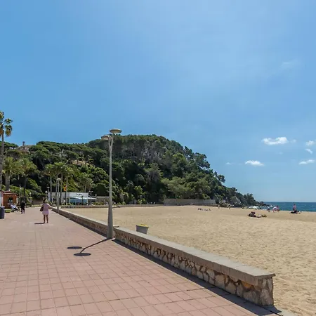 Familiar Con Piscina Junto A La Playa شقة